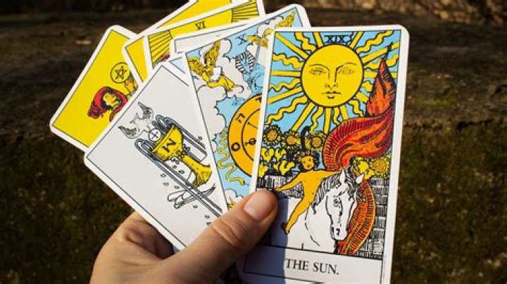 The 7 Luckiest Tarot Cards, According to Experts